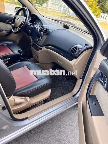 Chevrolet Aveo 2015 chất rin sạch đẹp
