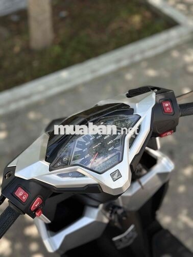 Honda Vario 150 2017 Bạc