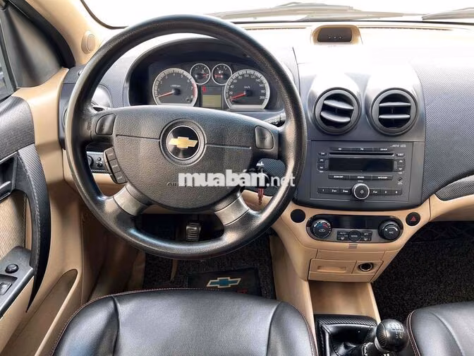 Chevrolet Aveo 2015 chất rin sạch đẹp