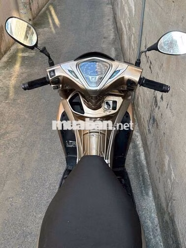 Honda Air Blade máy êm xe đẹp liền lạc