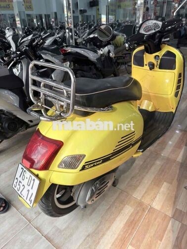 Piaggio Vespa GTS 2016 Vàng
