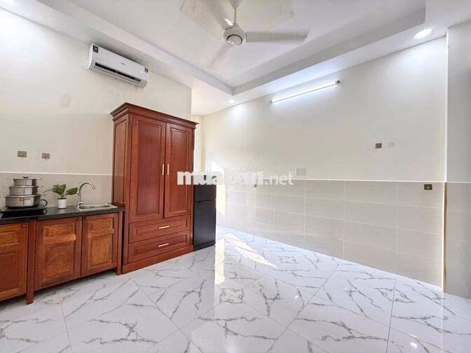 Phòng An Ninh, Thoáng Mát Ngay Lê Văn Sỹ Quận 3