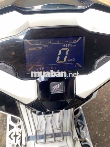 Honda Air Blade 125 2021 Trắng 19000 km