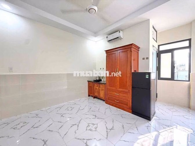 Phòng An Ninh, Thoáng Mát Ngay Lê Văn Sỹ Quận 3