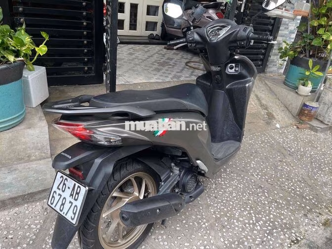 Honda Vision 2025 Xám 9012 km