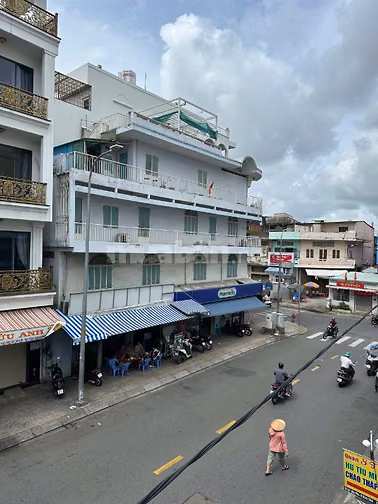 BÁN NHANH NHÀ 508 GIA PHÚ 2 LẦU (4.4x13) GIÁ TỐT CHỈ 11 TỶ 