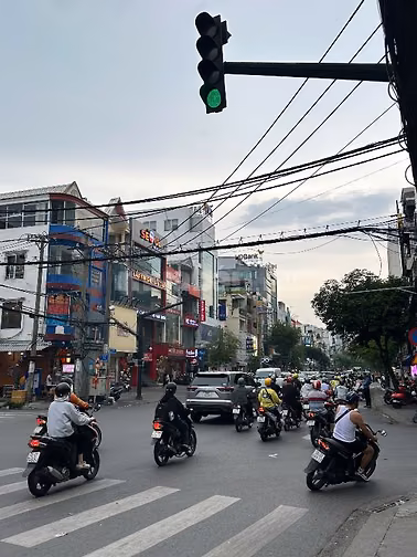 ⭐️Bán nhà 4 lầu DT:8,9x20m Mặt tiền D2, P25, Q.Bình Thạnh, giá: 74 tỷ.