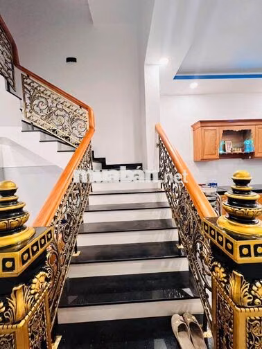 Nhà 1T3L 4PN. 5WC Đường 5 Linh Chiểu, Thủ Đức ( Gần Vincom )