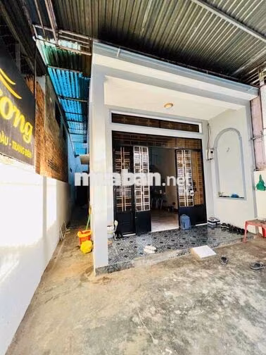 NHÀ MẶT TIỀN ĐƯỜNG ĐINH NÚP, RỘNG 5,5m