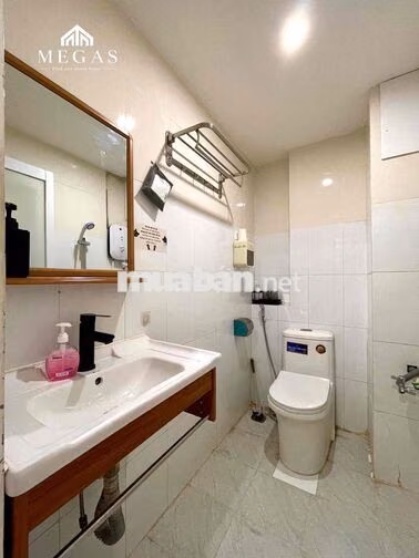 NHÀ MỚI NGAY GẦN BÁCH KHOA, VÒNG XOAY LÊ ĐẠI HÀNH, GẦN QUẬN 10