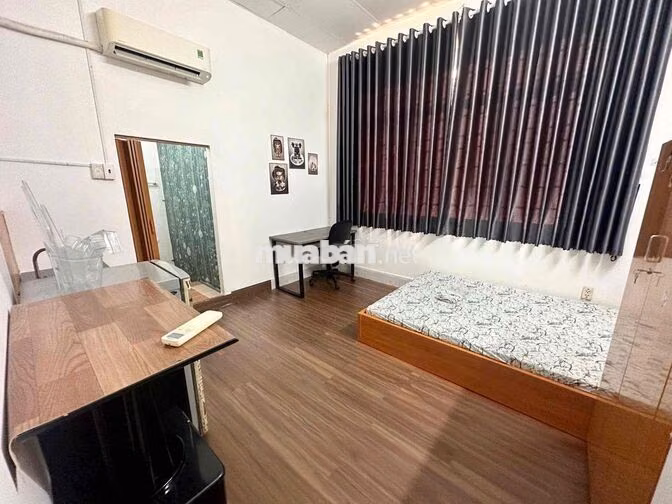 Phòng Full Nội Thất Cửa Sổ To - Gần UFM Và TDT Tiện qua quận Trung Tâm