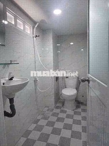 Chính Chủ cho thuê phòng đối diện ĐH Công Nghiệp giá chỉ 3,2 triệu