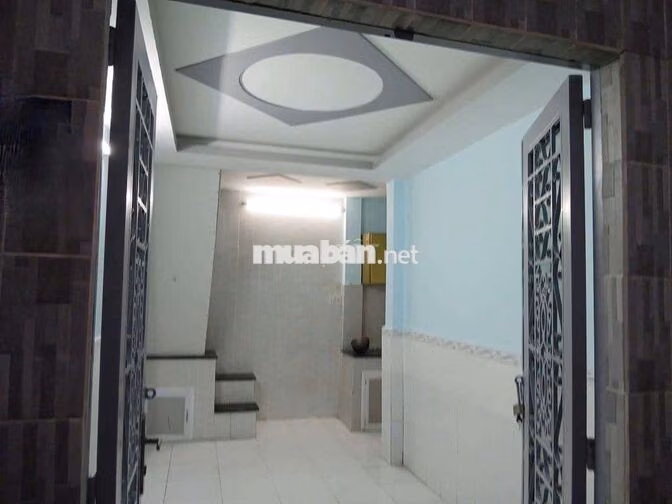 Nhà mới sạch sẽ, 2 phòng ngủ.1 vệ sinh.Giá-6Tr. Thích Quảng Đức.QPN