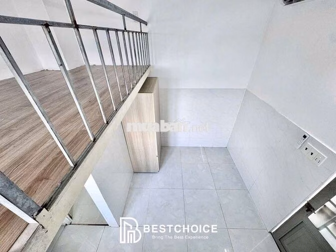 Phòng gác đi bộ tới VLU - gần IUH