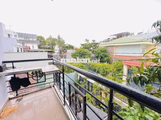KTX TƯ NHÂN BAO FULL CHI PHÍ GIỜ GIẤC TỰ DO NGAY IUH