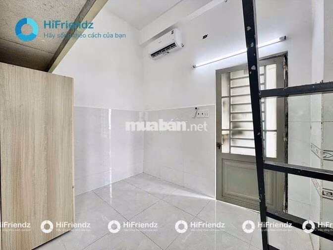 Phòng gác đi bộ tới VLU - gần IUH