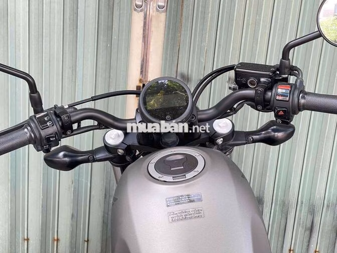 Honda Rebel 300/2018 odo 2800 km bao kí giấy