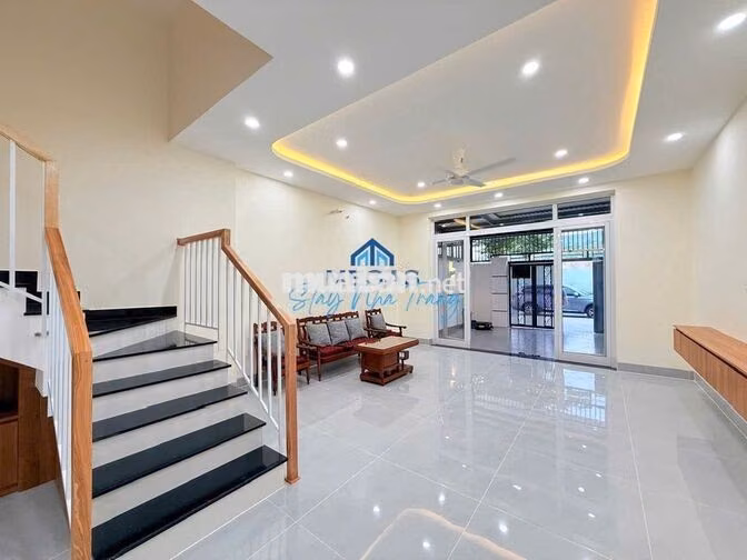 NHÀ NGUYÊN CĂN 3 PHÒNG NGỦ NỘI THẤT MỚI KDT MỸ GIA ( G2 )