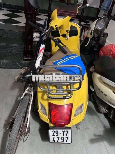 Piaggio Vespa GTS 125 2007 Vàng