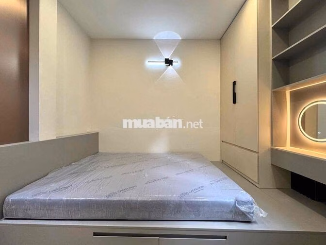 STUDIO CỬA SỔ TRỜI FULL NỘI THẤT - MÁY GIẶT RIÊNG NGAY TRUNG TÂM Q3