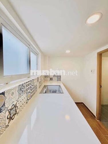 TRỐNG LẠI PHÒNG ĐẦY ĐỦ NỘI THẤT NGAY CUỐI NGUYỄN THÁI SƠN