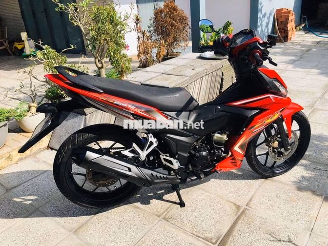 Honda Winner 2017 Côn tay Đỏ