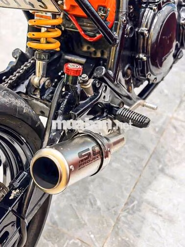 Honda CB 400 độ Cafe Racer Bạc 4 máy