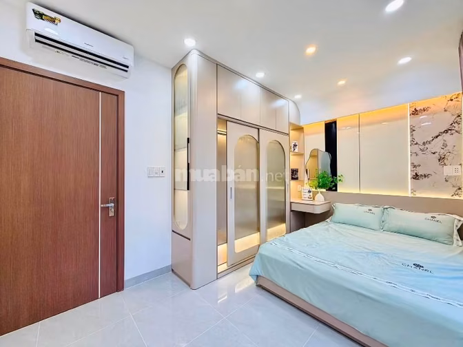 ⭐️Nhà 3 lầu tuyệt đẹp Cao cấp hẻm Hoàng Bật Đạt, P15, Q.Tân Bình, giá: