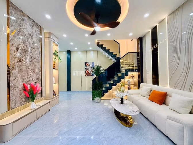 ⭐️Nhà 3 lầu tuyệt đẹp Cao cấp hẻm Hoàng Bật Đạt, P15, Q.Tân Bình, giá: