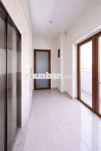 7tr7 Cao Câp Thang máy Ban công siêu thoáng Tô Hiến Thành Quận 10 