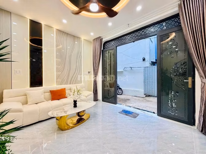 ⭐️Nhà 3 lầu tuyệt đẹp Cao cấp hẻm Hoàng Bật Đạt, P15, Q.Tân Bình, giá: