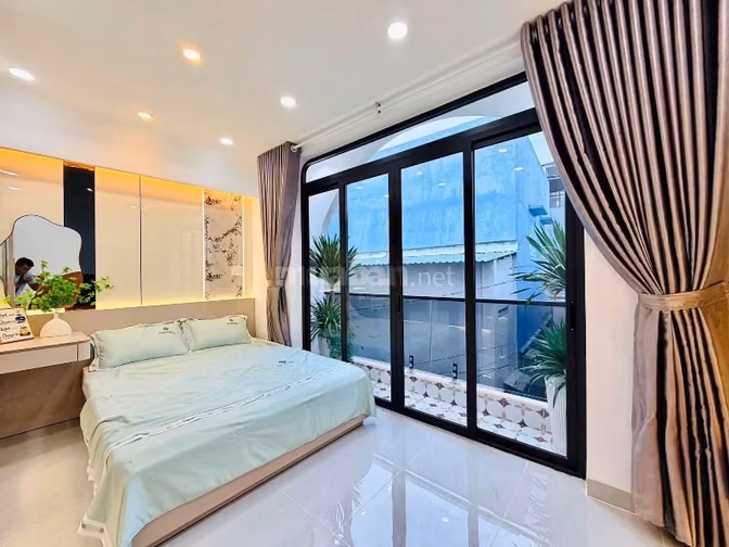 ⭐️Nhà 3 lầu tuyệt đẹp Cao cấp hẻm Hoàng Bật Đạt, P15, Q.Tân Bình, giá: