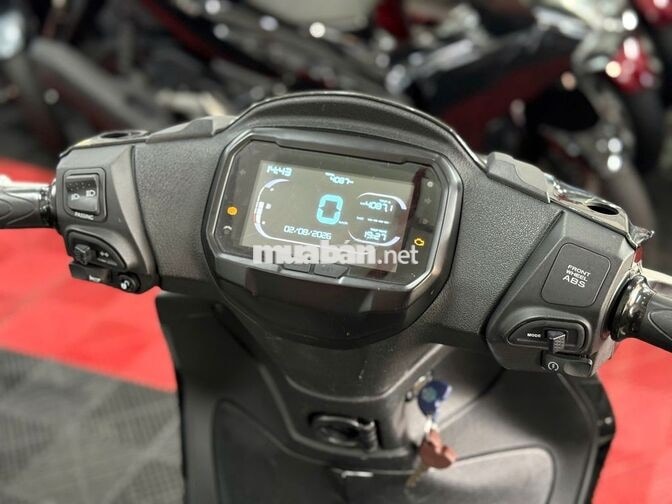 Piaggio Liberty Sport 2 màu ABS 2025 4000 km