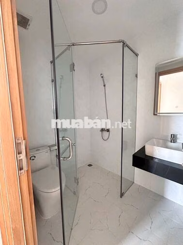 Cho thuê căn hộ 3pn chỉ 13tr tại Goldora Plaza