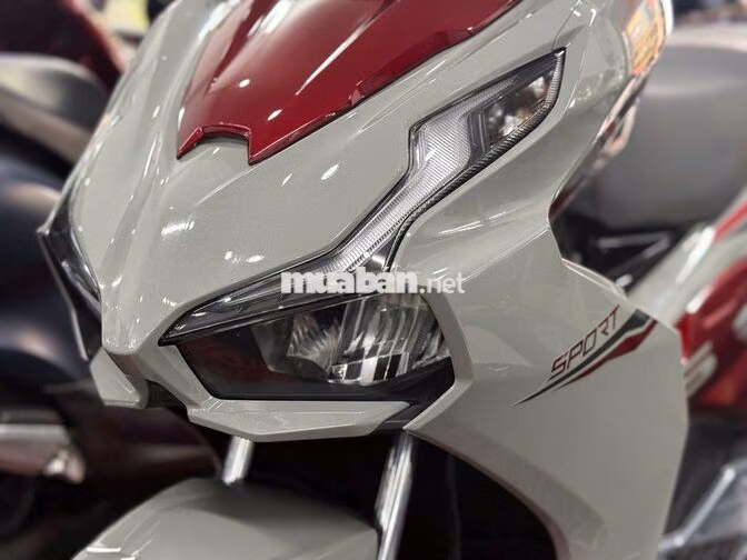 Honda Air Blade 125 4V 2025 Xám đỏ 7000 Km