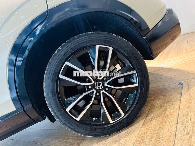 Honda HR-V RS 2025 Vàng Cát 37.000 km