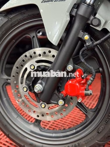 Honda Air Blade 125 4V 2025 Xám đỏ 7000 Km