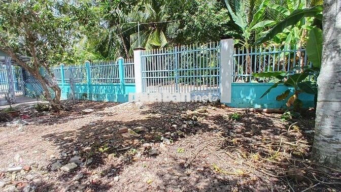 Đất mặt tiền đường Dh25C ,đất được 200m thổ cư 