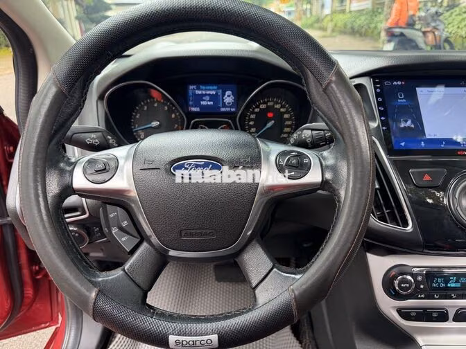Ford Focus S 2015 Đỏ Mỹ