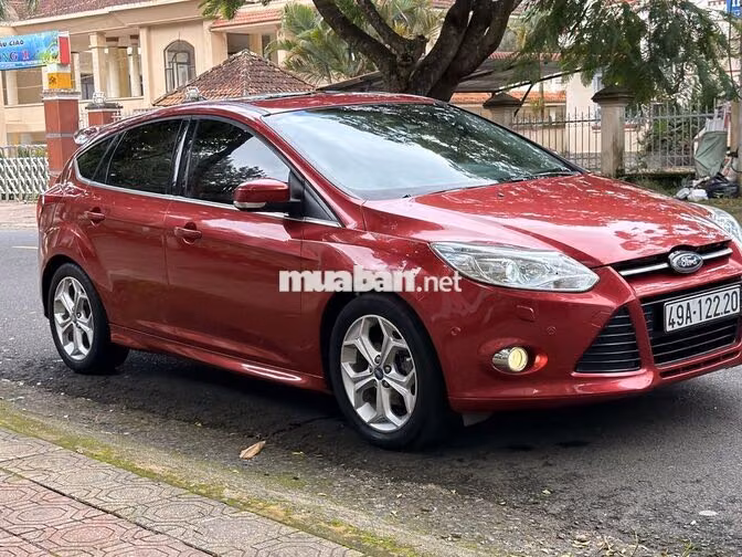 Ford Focus S 2015 Đỏ Mỹ