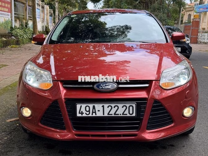 Ford Focus S 2015 Đỏ Mỹ