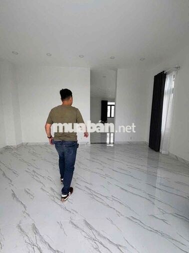 Cho thuê biệt thự KDC Phú Xuân nhà bè giá 18tr Ưu tiên lâu dài