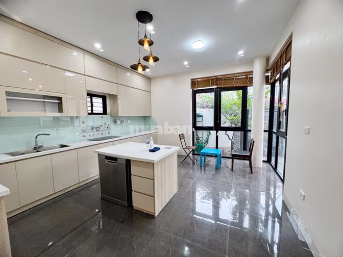 SIÊU CỰC PHẨM LÔ GÓC BÁT KHỐI 137,5M2 MẶT TIỀN 11.5M NỞ HẬU CHỦ THIỆN 