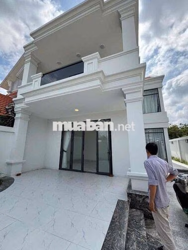 Cho thuê biệt thự KDC Phú Xuân nhà bè giá 18tr Ưu tiên lâu dài