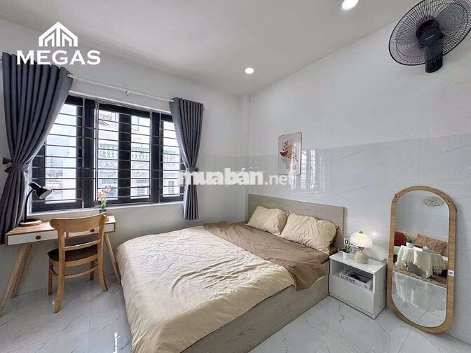 STUDIO ĐẦY ĐỦ NỘI THẤT - CỬA SỔ THOÁNG - ĐẠI HỌC HUFLIT