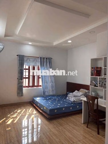 CHO THUÊ NHÀ 1/ TRƯỜNG CHINH 1 TRỆT 4 LẦU, DT 4×26 CÓ 6PN,6WC. HẺM 8M