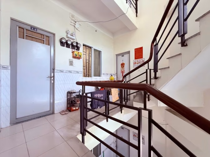 Bán Vinhomes Hóc Môn đường 13m lề đường 3m ngang 5m dài 10m 4 tầng BT