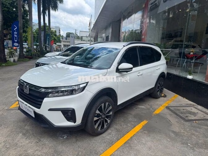 Honda BR-V G 2023 Trắng gia đình đi kỹ giá hấp dẫn