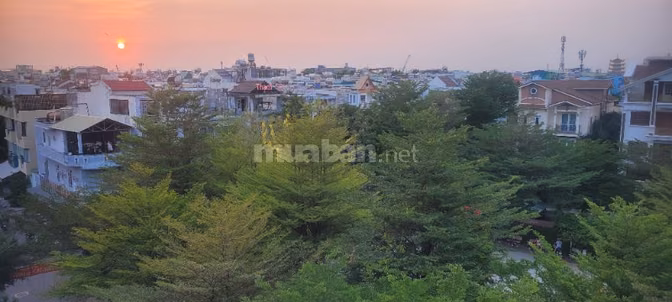 Chính chủ cho thuê nhà mặt tiền view công viên Bình Lợi