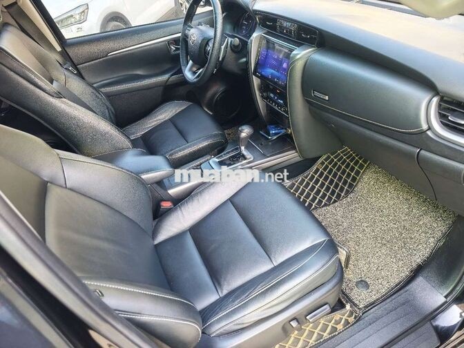 Toyota Fortuner 2022 Dầu Số tự động 80000 km Đen